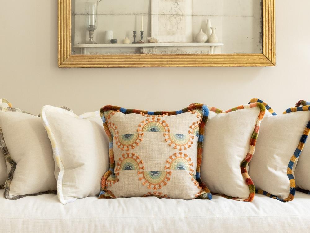 Passementeries et créations textiles Samuel & Sons présentées chez Decoracy
