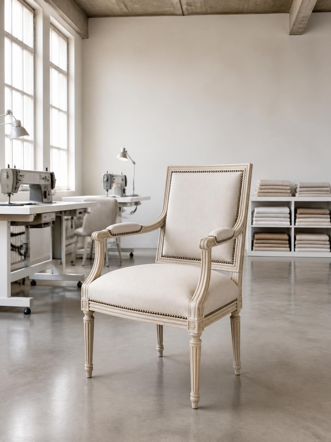 Réfection d’un fauteuil dans l’atelier Decoracy